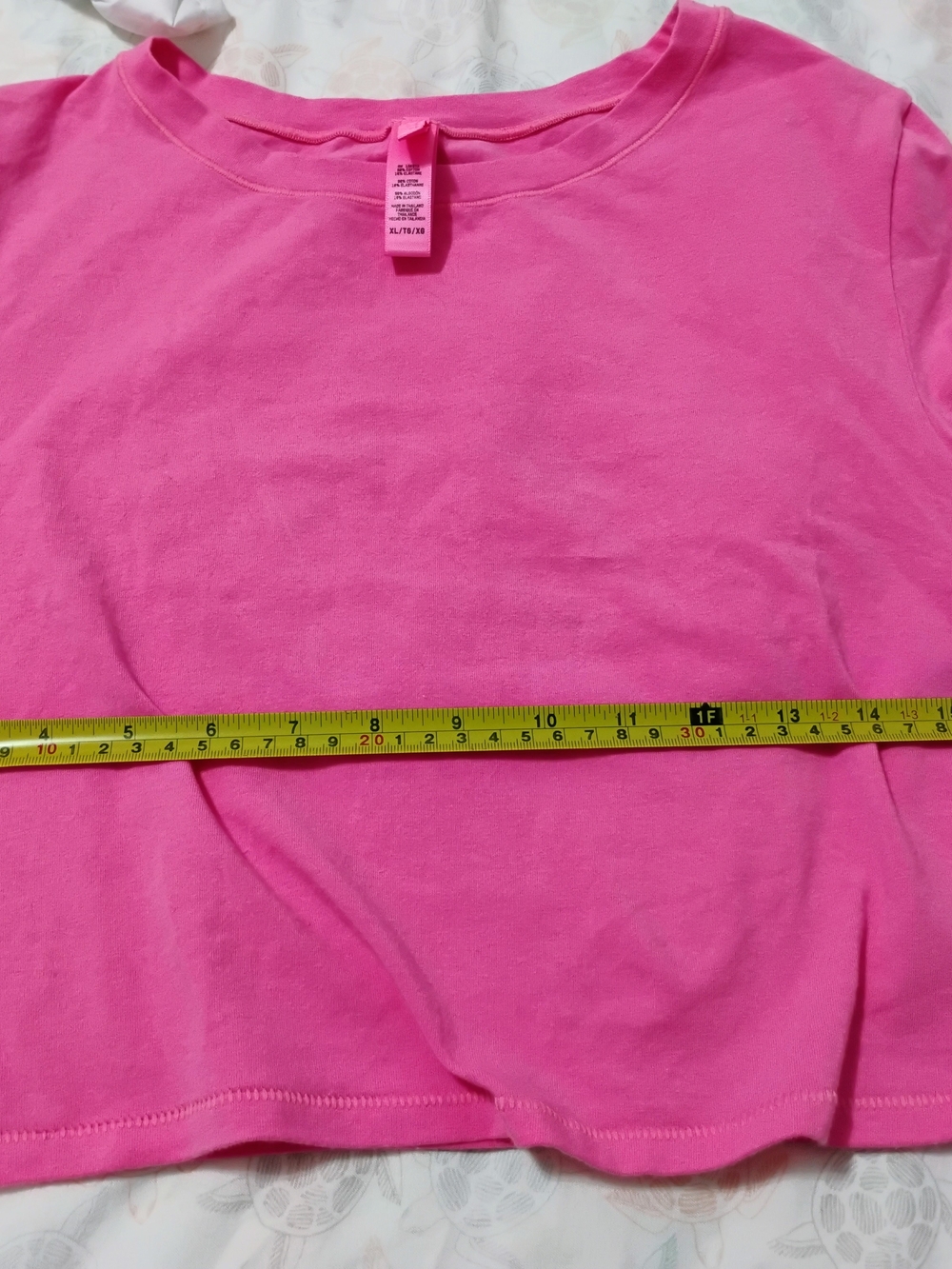 Skims Pink Short Sleeve Cropped Crewneck Tee Size: XL
